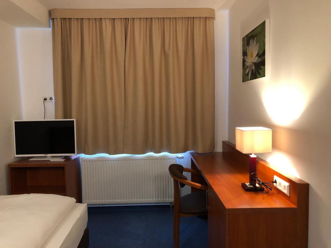 Hotel Mirabell Erlangen Eksteriør billede